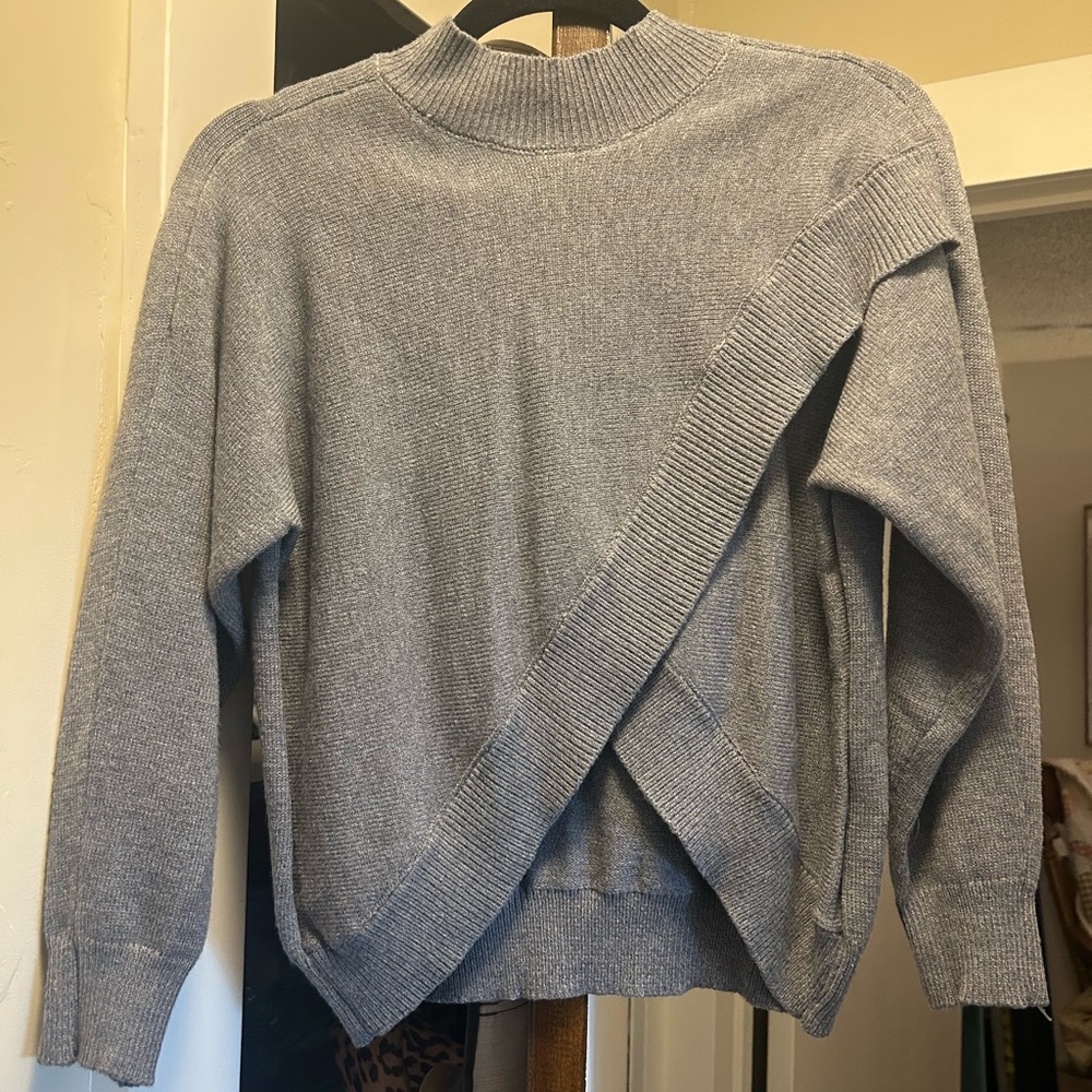 Boutique Gray Women's Sweater